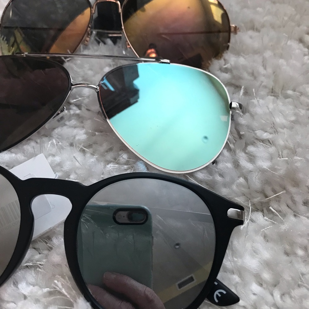Mirrored Sunglass bundle - Picture 16 of 16